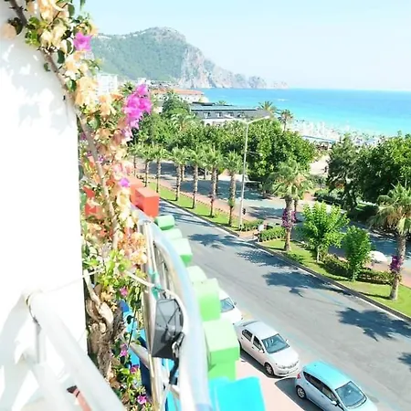 Kleopatra Yildiz 2* Alanya